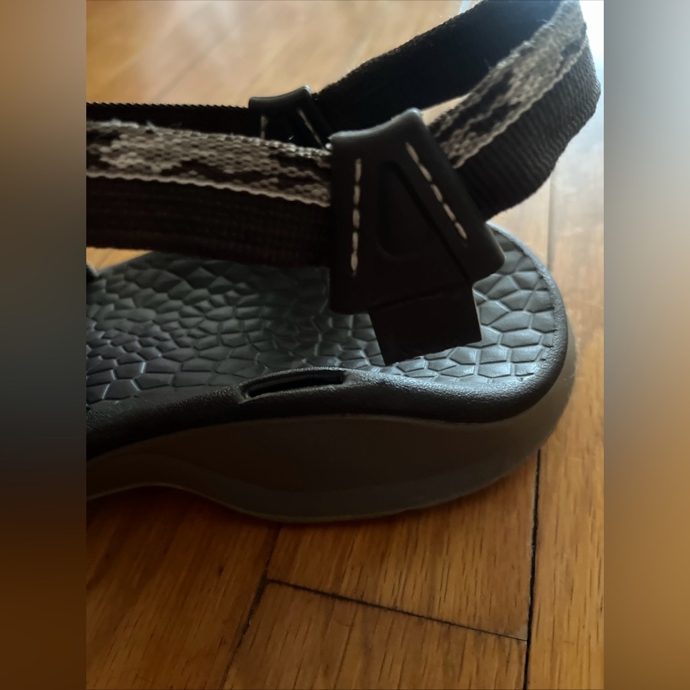 Chaco Updraft Bulloo Sandals - Picture 9 of 12